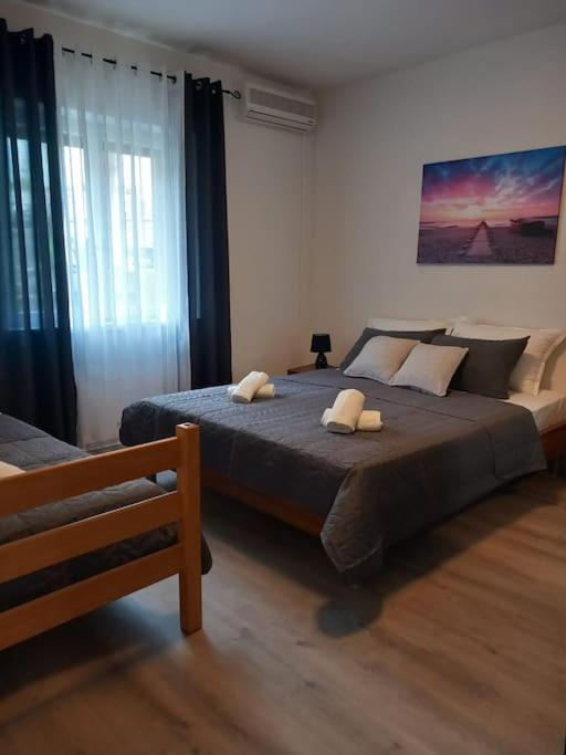 Apartment Dora-100M From The Central Beach Makarska Exterior foto