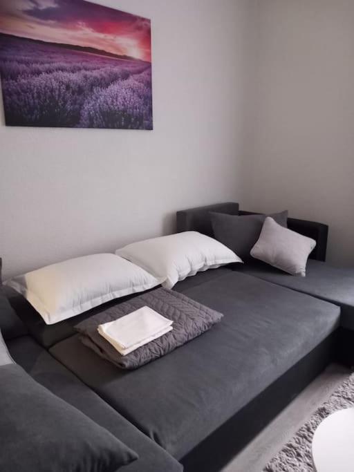 Apartment Dora-100M From The Central Beach Makarska Exterior foto